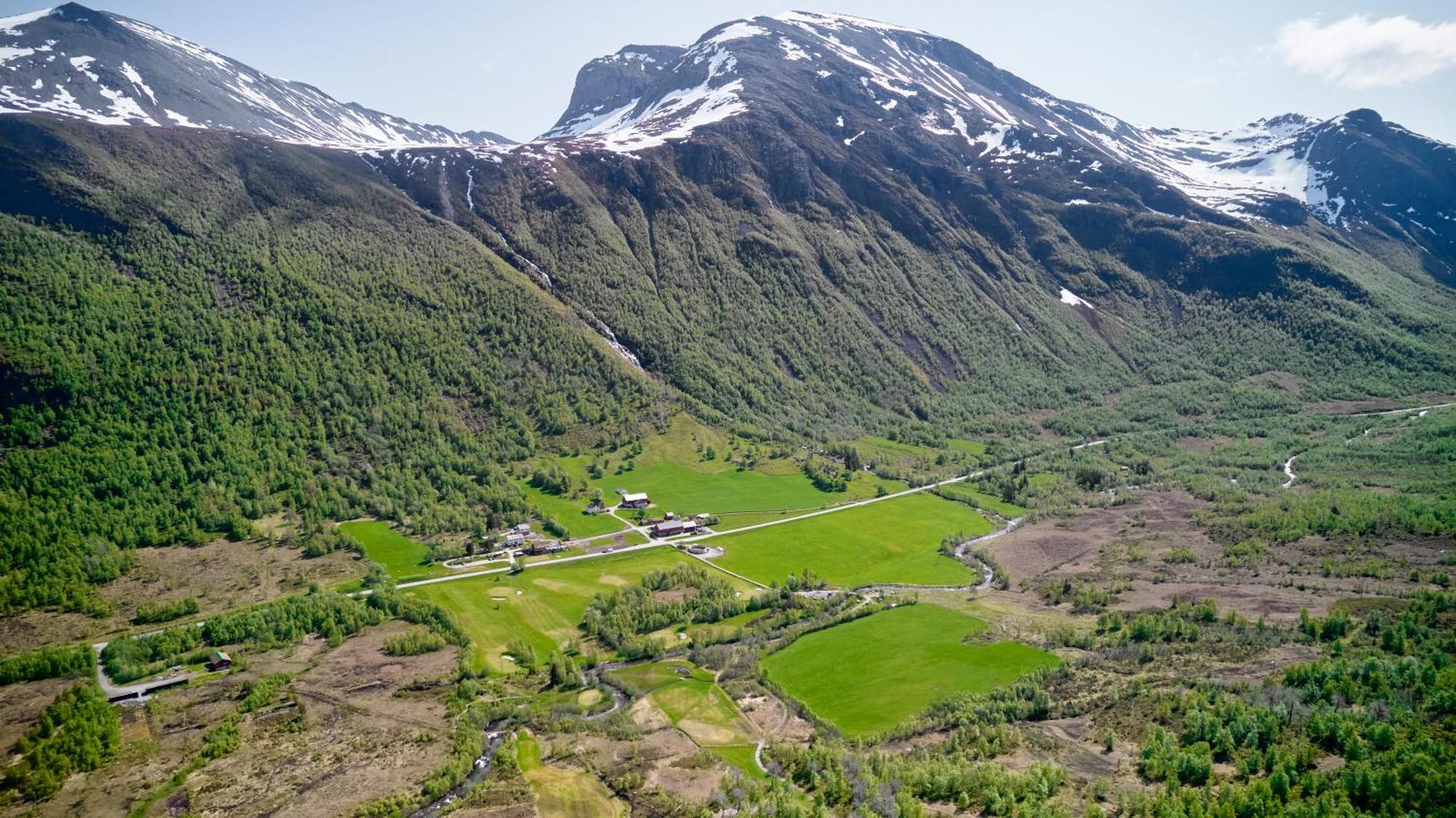 Overvoll Farm Stranda  Eksteriør billede